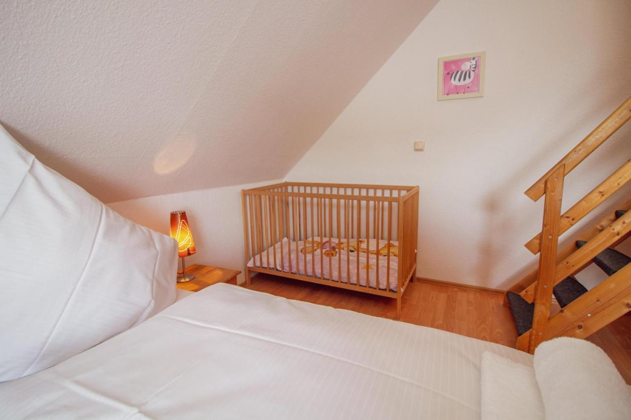 Apartamento Haus Leuchtturm - Ebbe Krummhörn Exterior foto