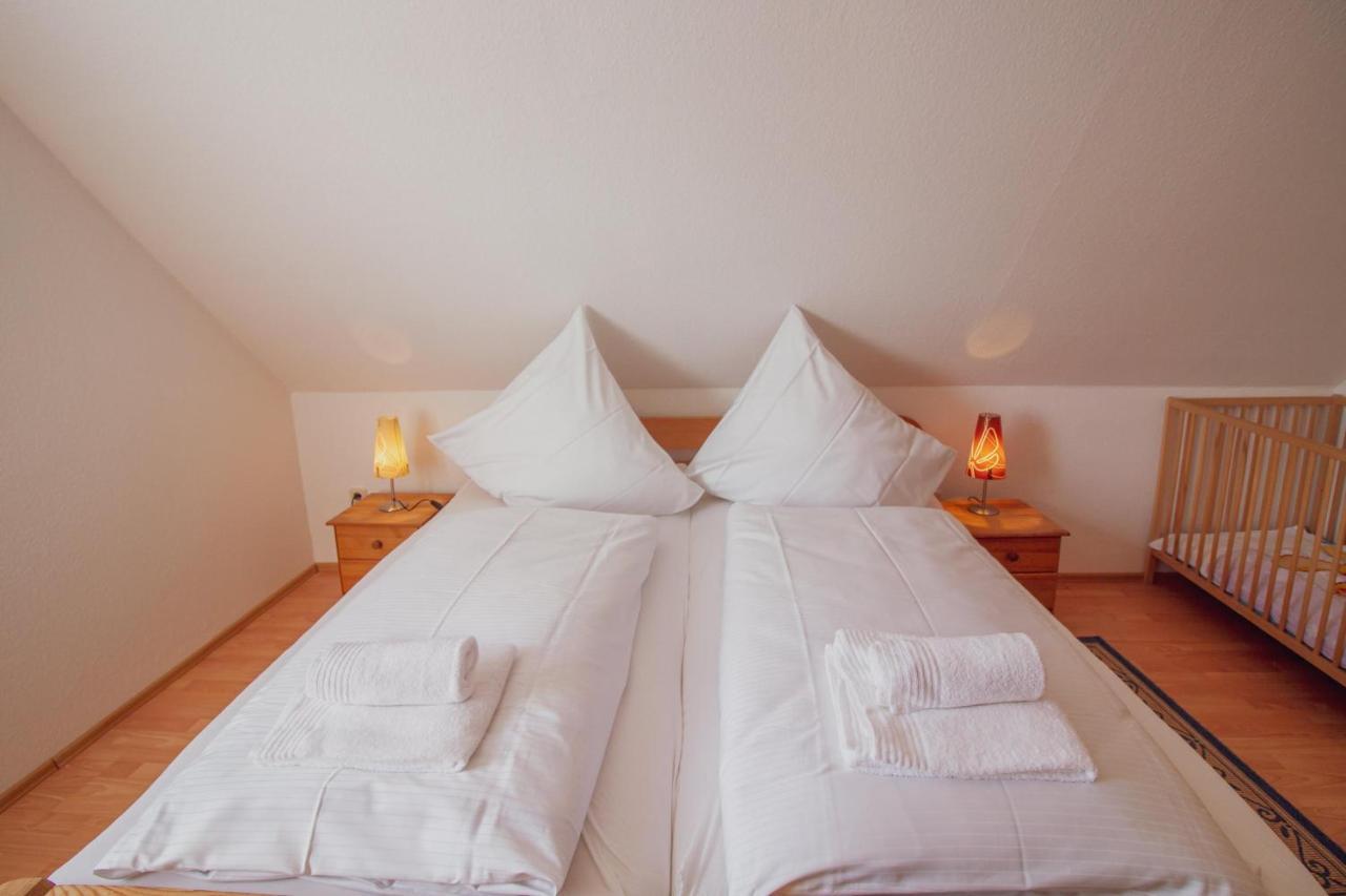 Apartamento Haus Leuchtturm - Ebbe Krummhörn Exterior foto